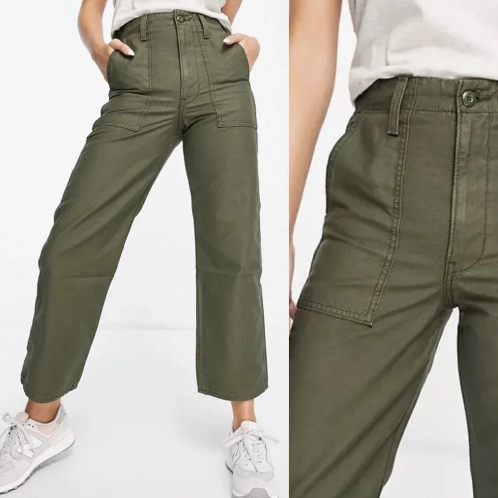 NWOT Levi’s Ribcage Straight Ankle Utility Pants Size 32 Olive Green